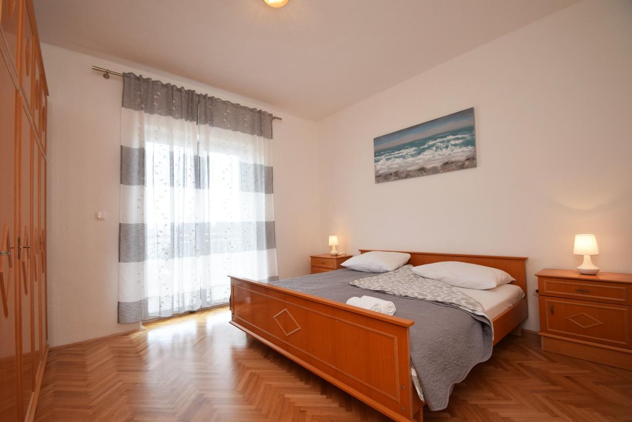 Apartment Duda Стариград-Пакленица Екстериор снимка